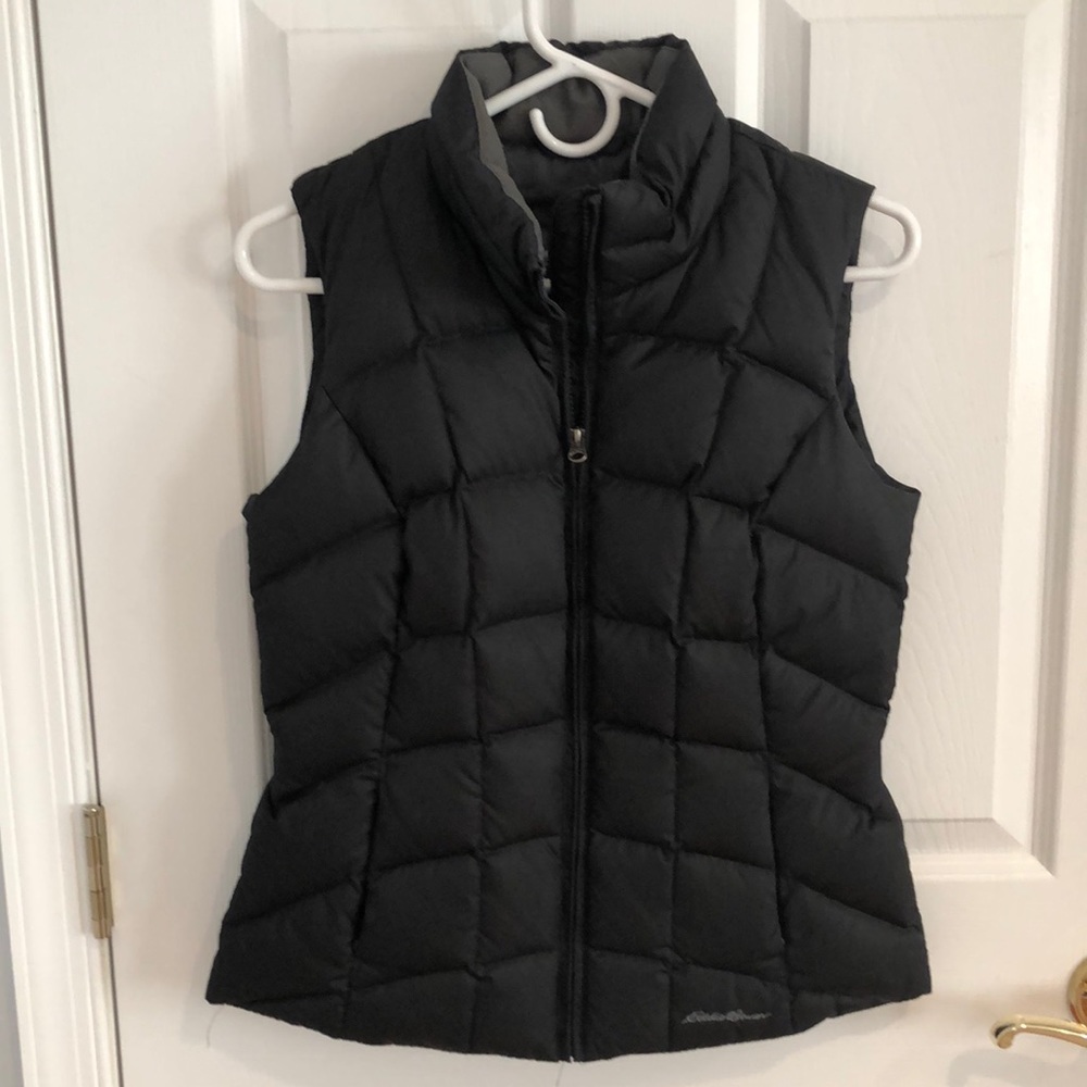Eddie Bauer black puffer vest